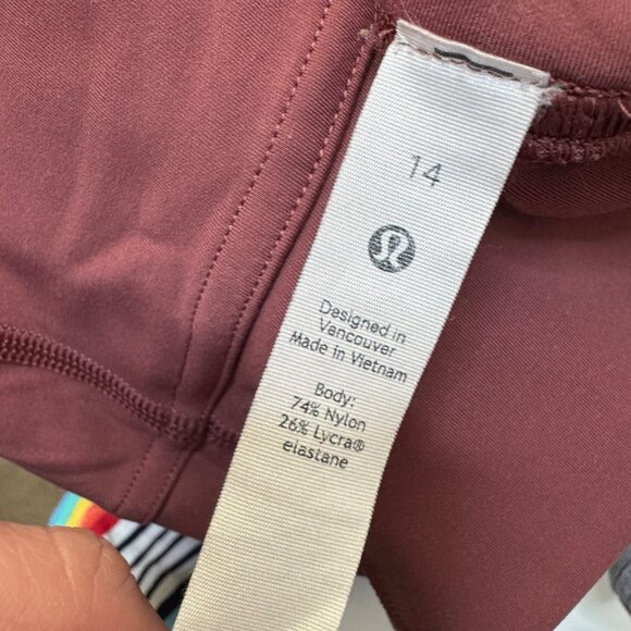 LULULEMON instill high rise tight in vintage plum size 14 - Picture 5 of 7